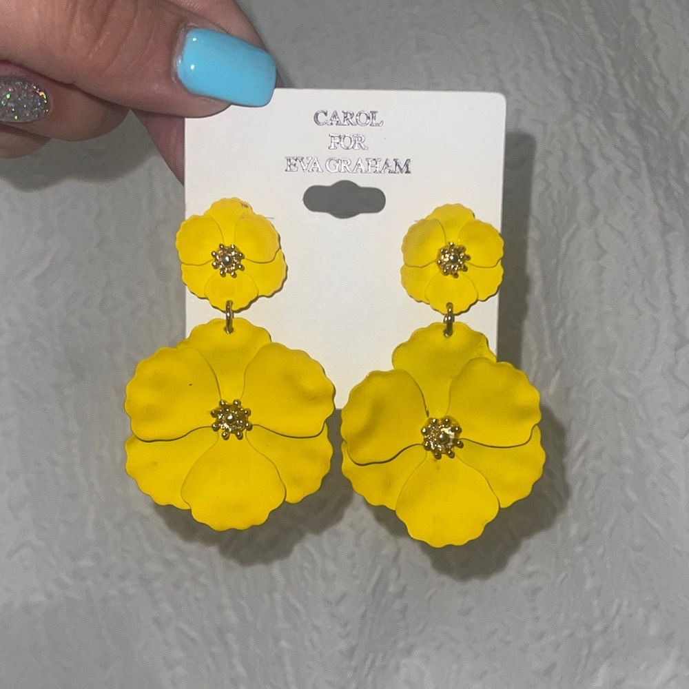 Earrings - Picture 2 of 2